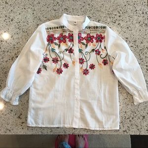 Like NEW!! beautiful blouse Bohemian Style 🎀